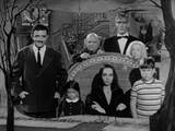 A Família Addams - 1ª Temporada - Ep. 29 - Tropeço, o Ídolo dos Adolescentes